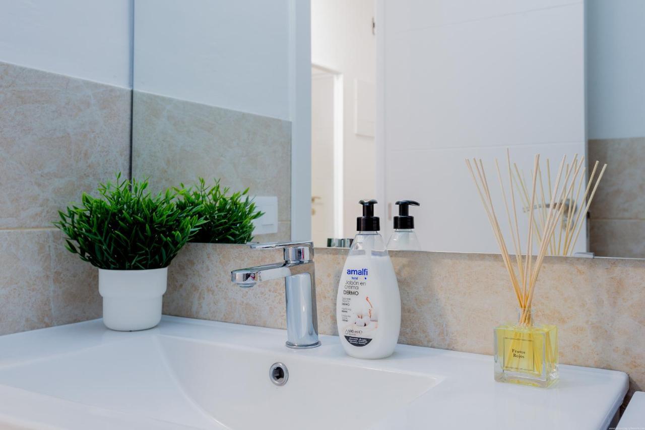 Bright & Stylish Apartment In Chipeque, Los Cristianos Arona  Kültér fotó
